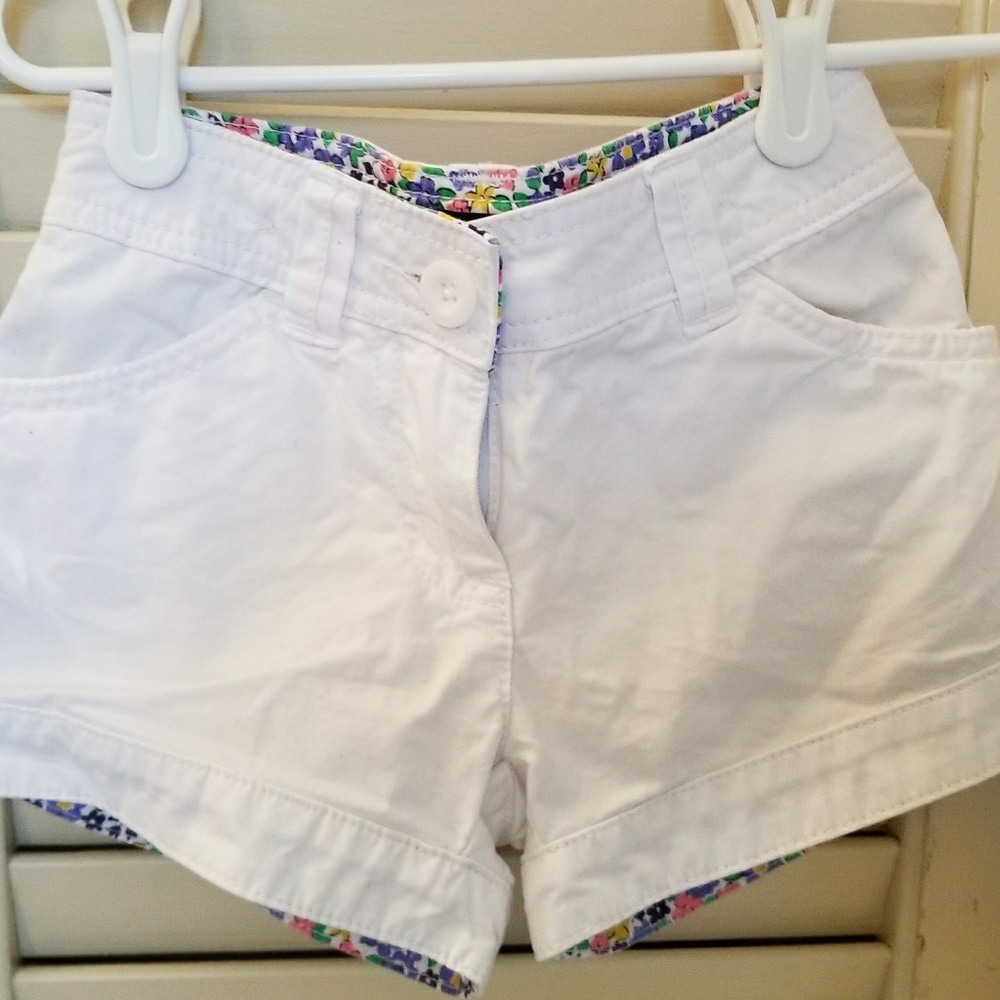 EUC Girl's Mini Boden White Shorts sz 4Y